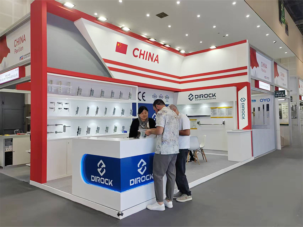 DIROCK Engaging with Customers at Big 5 Global